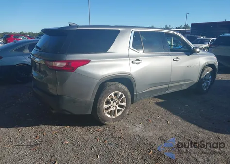 2019 Chevrolet Traverse Ls z USA, uszkodzony, nr VIN 1GNERFKW8KJ101839